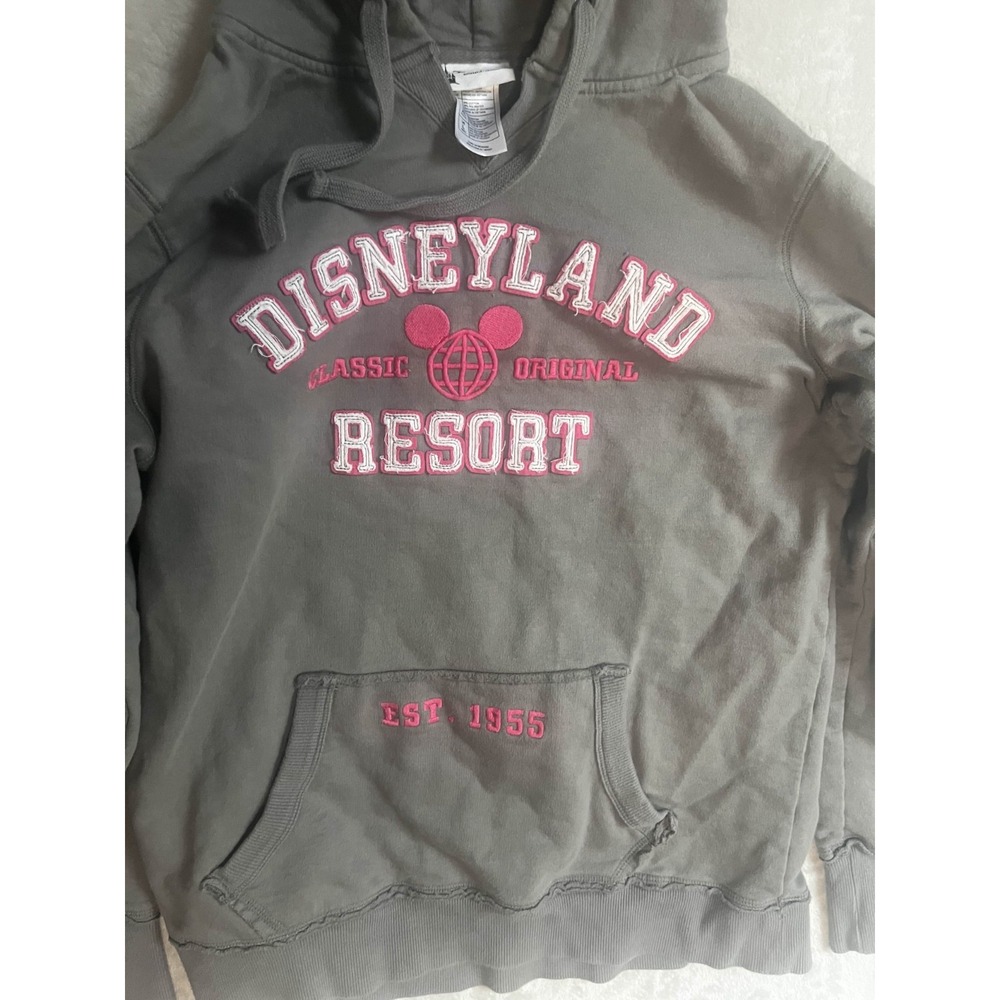 DisneyLand Resort Pullover Sweater XL - Picture 2 of 4